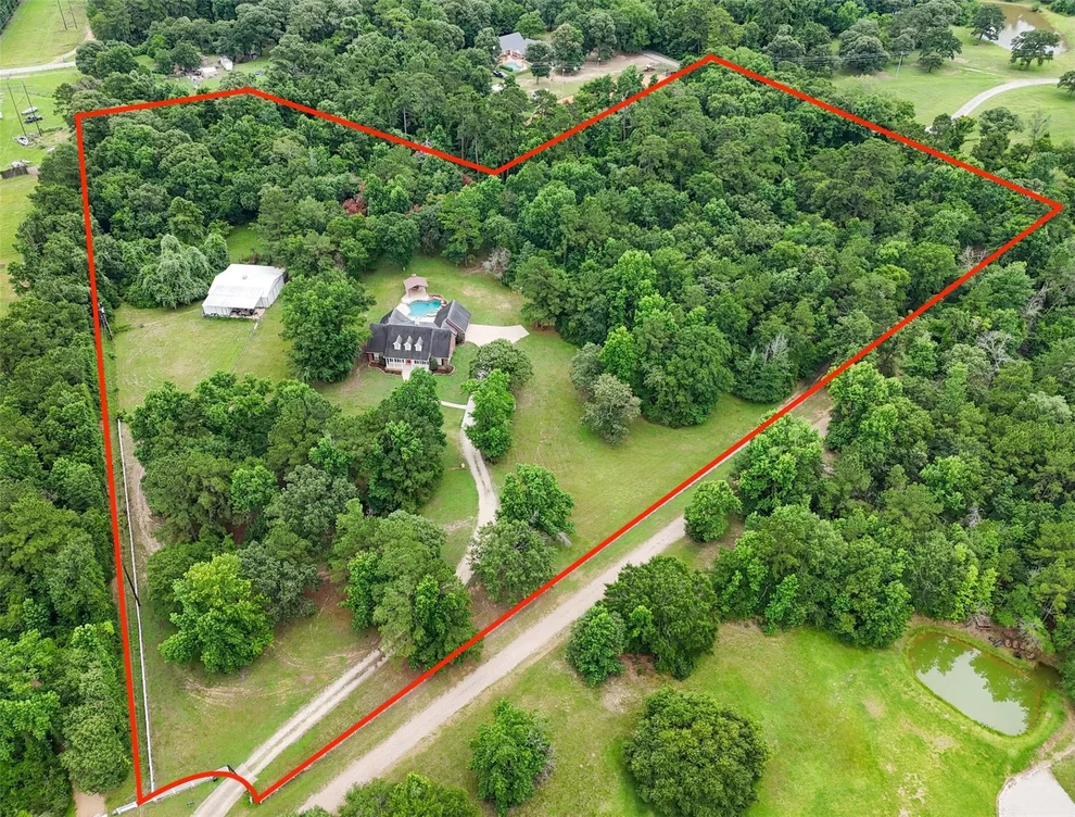 Unit for sale at 18443 Hills Lake Court, Montgomery, TX 77316