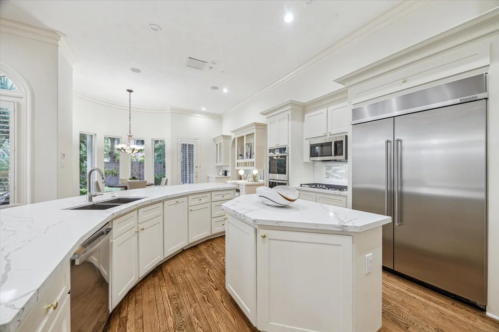 Unit for sale at 38 Scotsmoor Court, Sugar Land, TX 77479