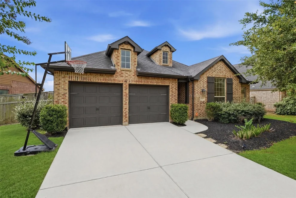 Unit for sale at 28007 Castle Park Lane, Fulshear, TX 77441