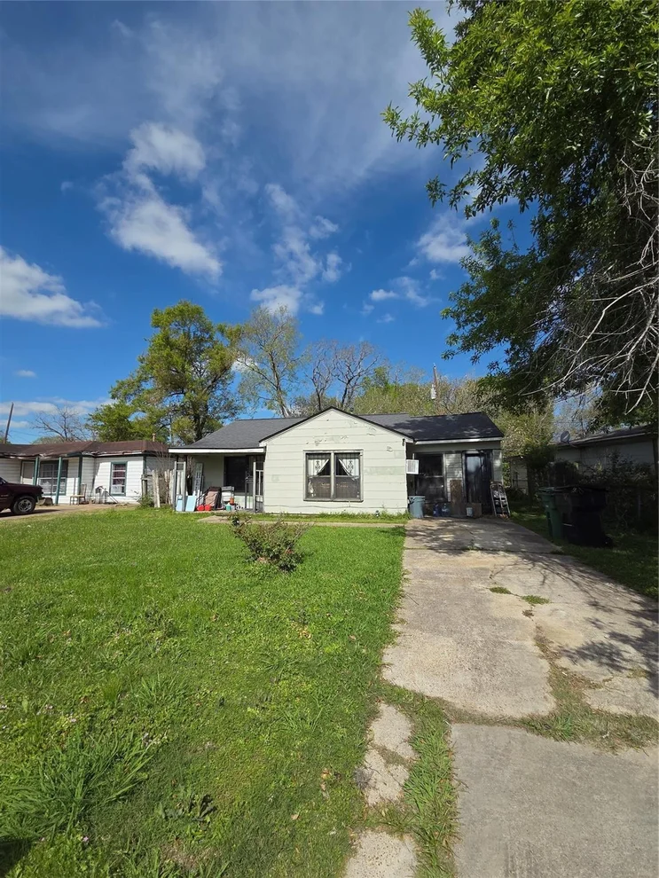 Unit for sale at 7314 Forrestal Street, Houston, TX 77033