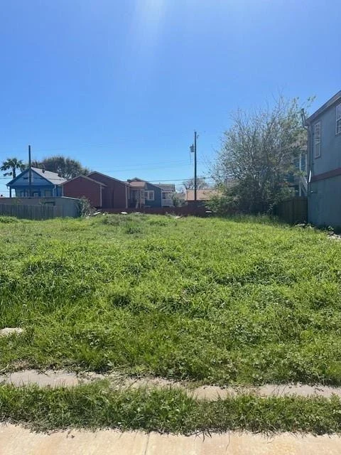 Unit for sale at 3819 Avenue S, Galveston, TX 77550