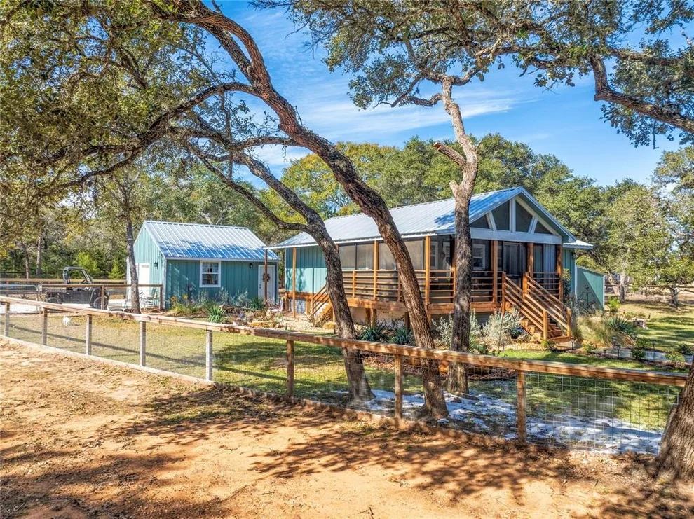 Unit for sale at 700 Crooked Creek, Sheridan, TX 78962