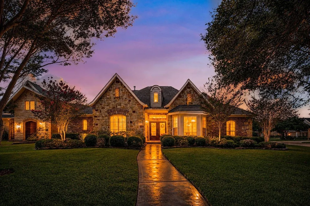 Unit for sale at 4915 Westchester Drive, Fulshear, TX 77441