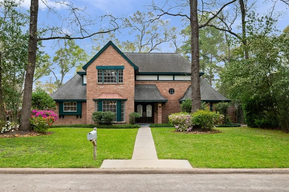 Unit for sale at 2403 Villa Creek Drive, Kingwood, TX 77339