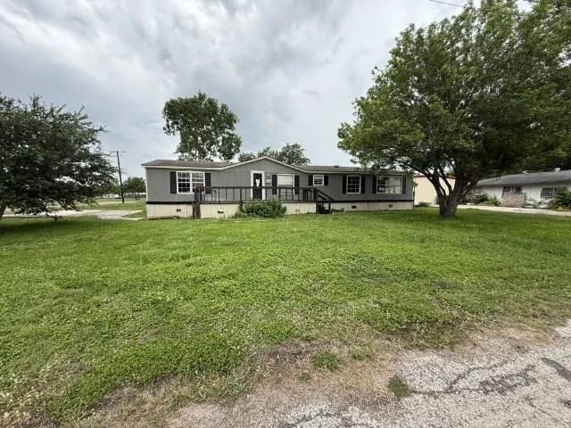 Unit for sale at 1001 Cervantes Street, Victoria, TX 77901