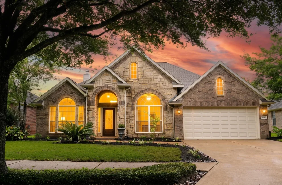 Unit for sale at 10014 Red Mesa Drive, Houston, TX 77095