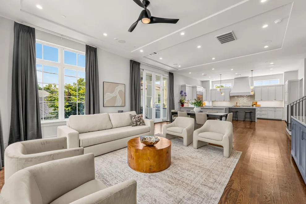 Unit for sale at 2328 Bissonnet Street, Houston, TX 77005