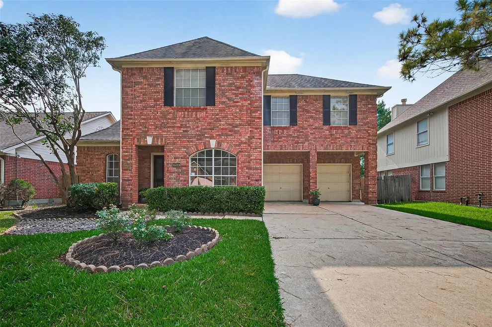Unit for sale at 16318 Brush Meadows Ct Court, Sugar Land, TX 77498