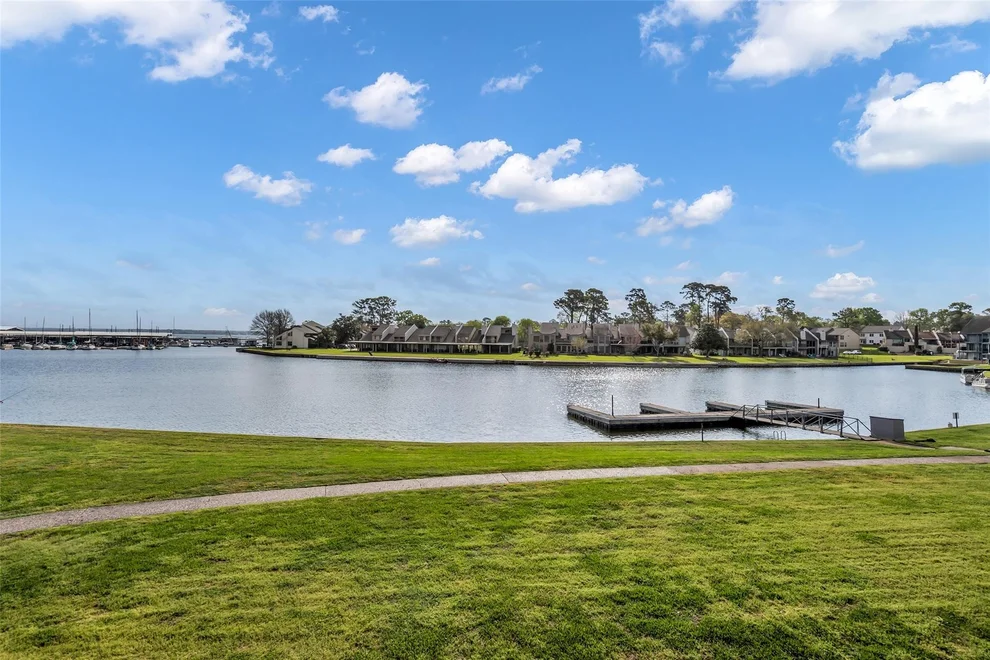 Unit for sale at 12600 Melville Drive, Montgomery, TX 77356
