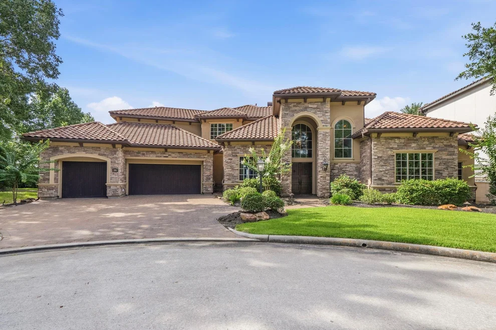 Unit for sale at 206 Bentwater Bay Drive, Montgomery, TX 77356