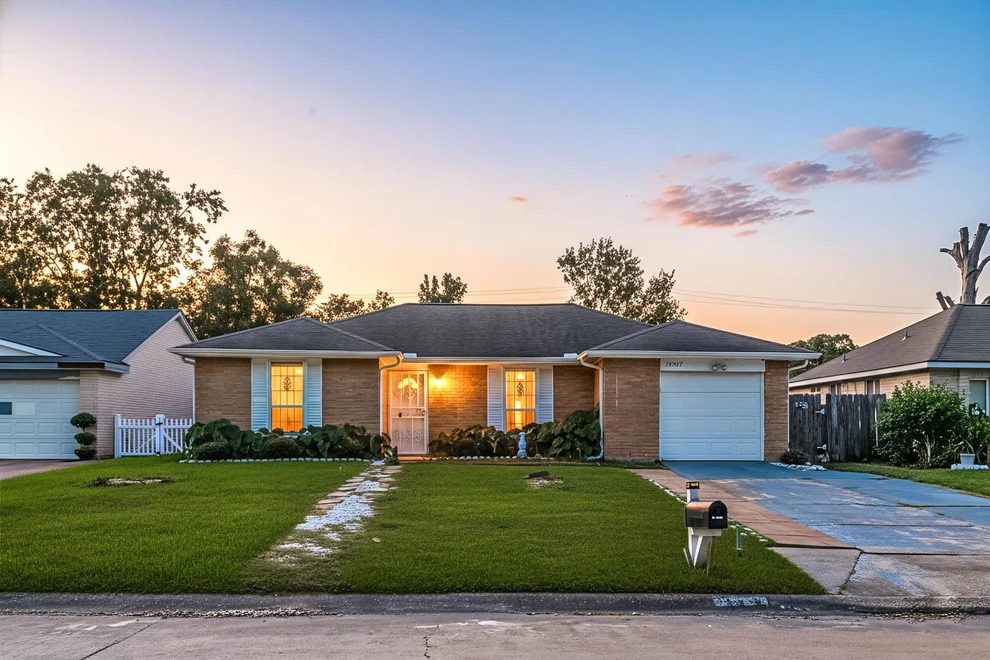 Unit for sale at 10927 Sharpview Drive, Houston, TX 77072