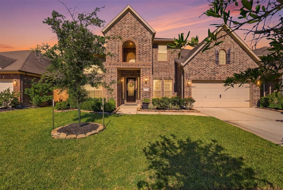 Unit for sale at 27920 Seger Bend Trail, Spring, TX 77386