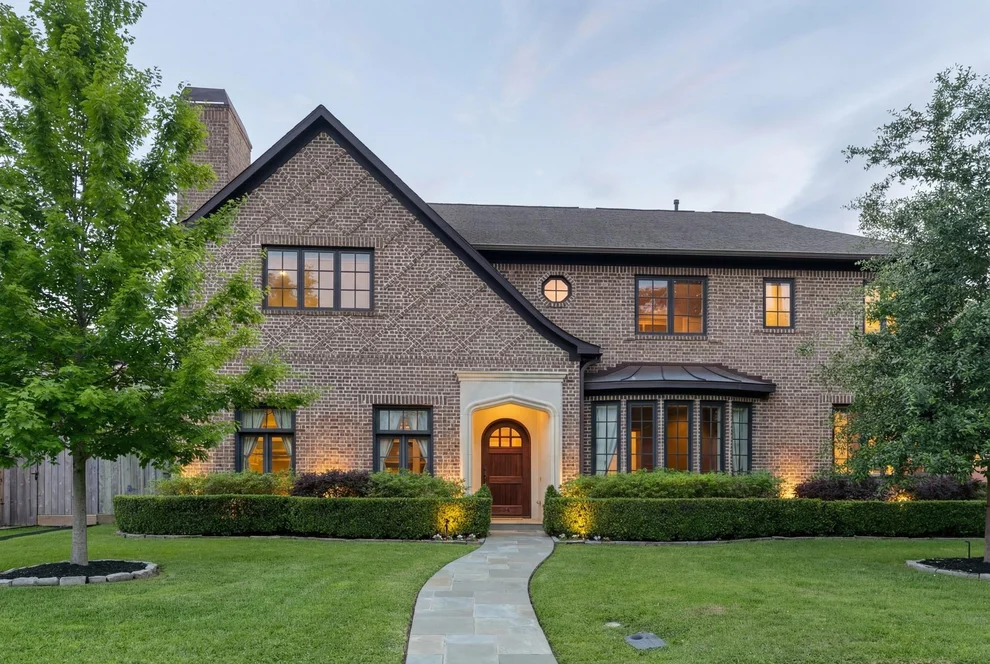 Unit for sale at 4005 Piping Rock Lane, Houston, TX 77027