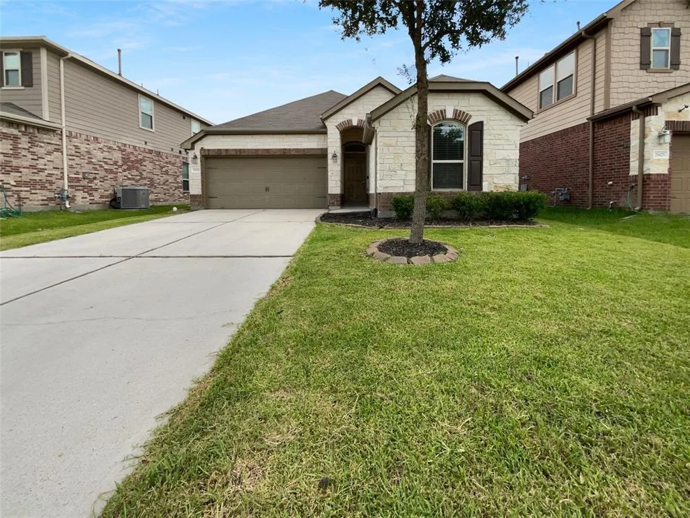 Unit for sale at 25621 Ramsey Heights Way, Porter, TX 77365