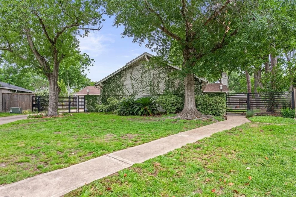 Unit for sale at 1502 Tallulah Court, Houston, TX 77077