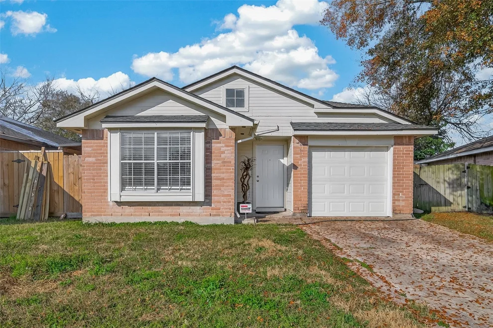 Unit for sale at 11019 Maidencane Court, Houston, TX 77086