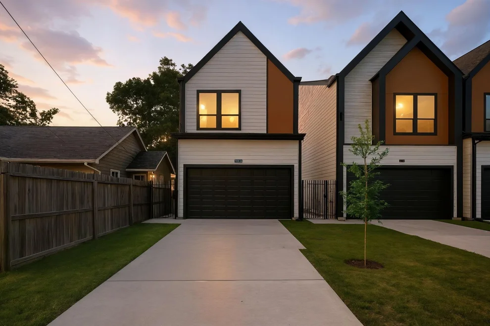 Unit for sale at 7117 England Street, Houston, TX 77021