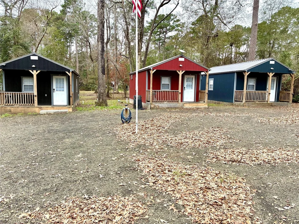 Unit for sale at 212 Wildwood Drive, Burkeville, TX 75932