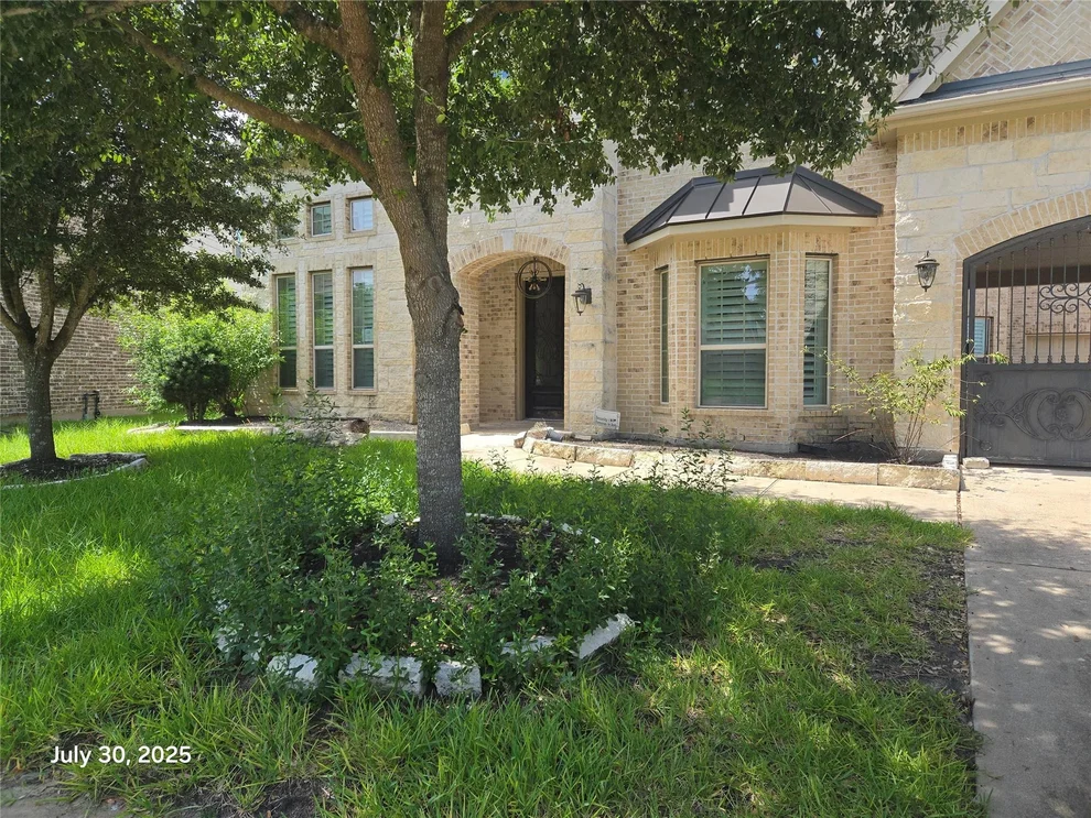 Unit for sale at 9527 Flora Rock Lane, Cypress, TX 77433