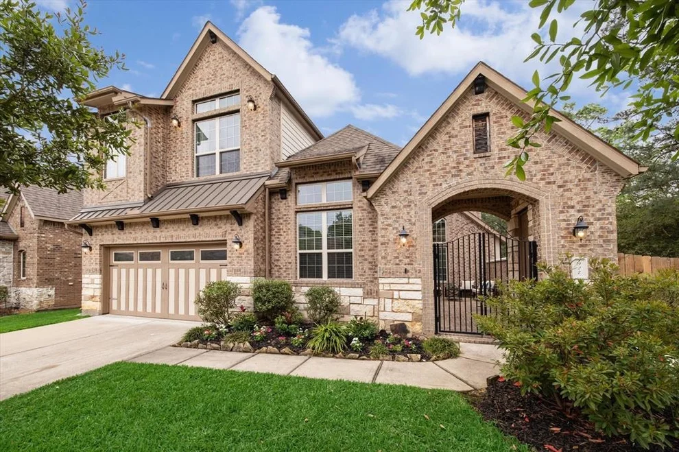 Unit for sale at 927 Hunter Ridge Court, Conroe, TX 77384