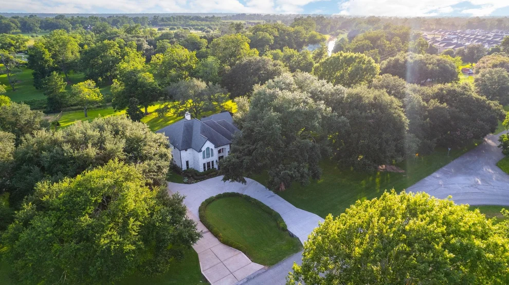 Unit for sale at 7607 Foster Creek Drive, Richmond, TX 77406