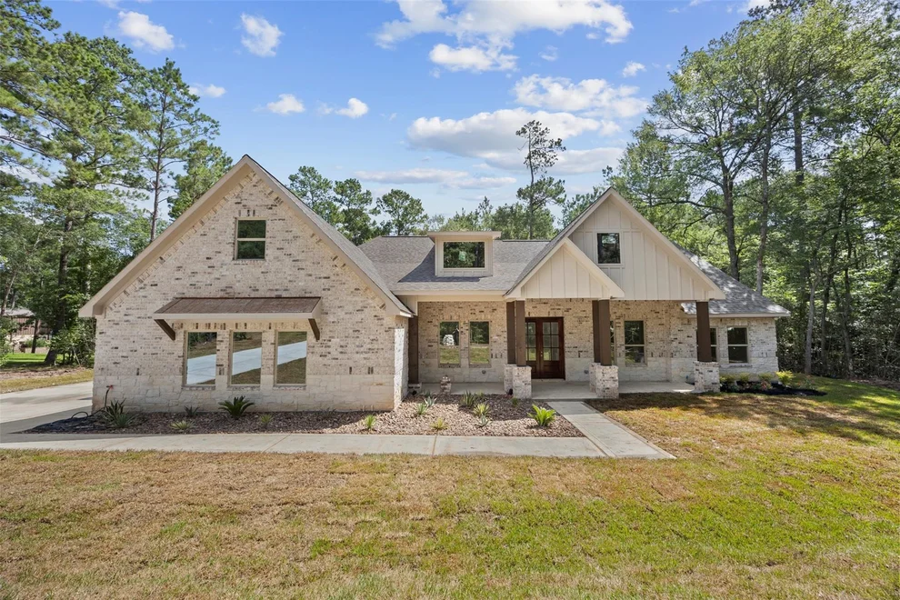 Unit for sale at 183 Windmill Road, New Waverly, TX 77358