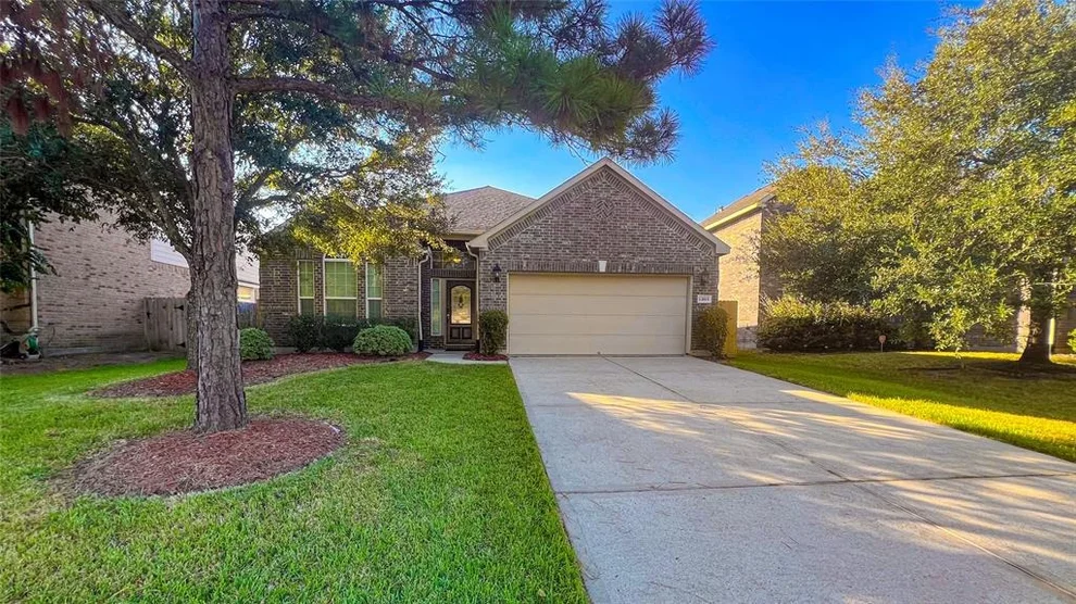 Unit for sale at 13815 Mckinney Creek Lane, Houston, TX 77044