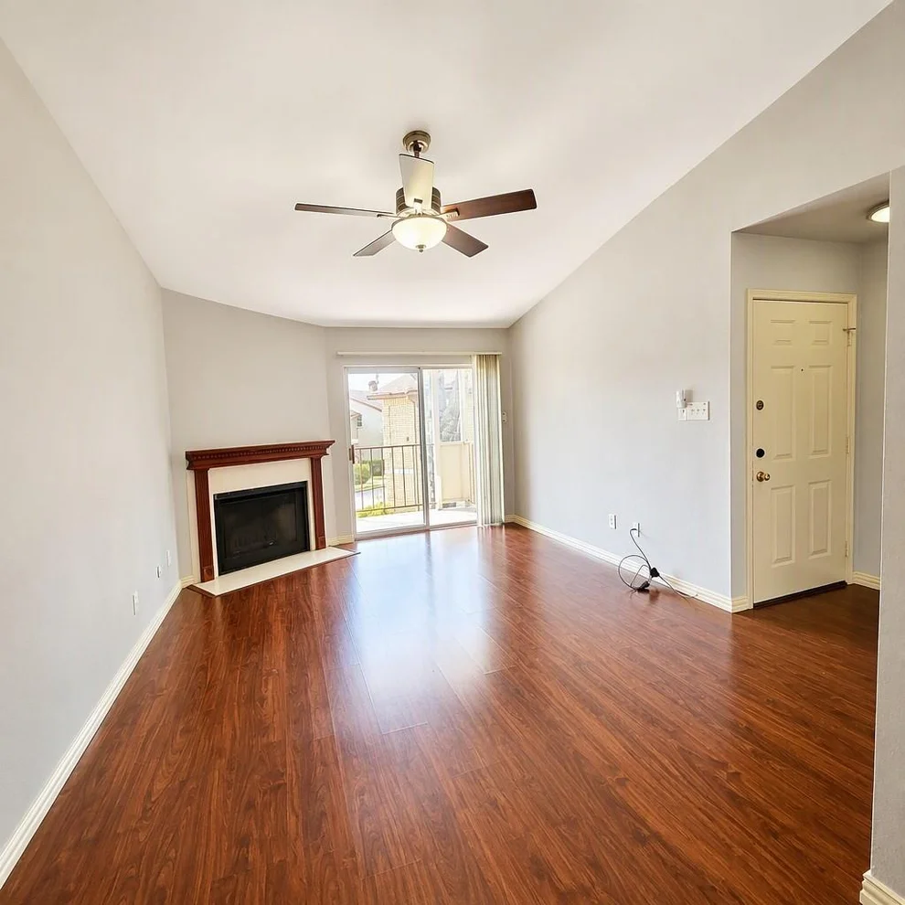 Unit for sale at 2120 El Paseo Street, Houston, TX 77054