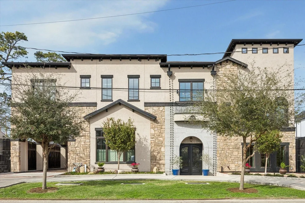 Unit for sale at 430 Fenn Street, Houston, TX 77018