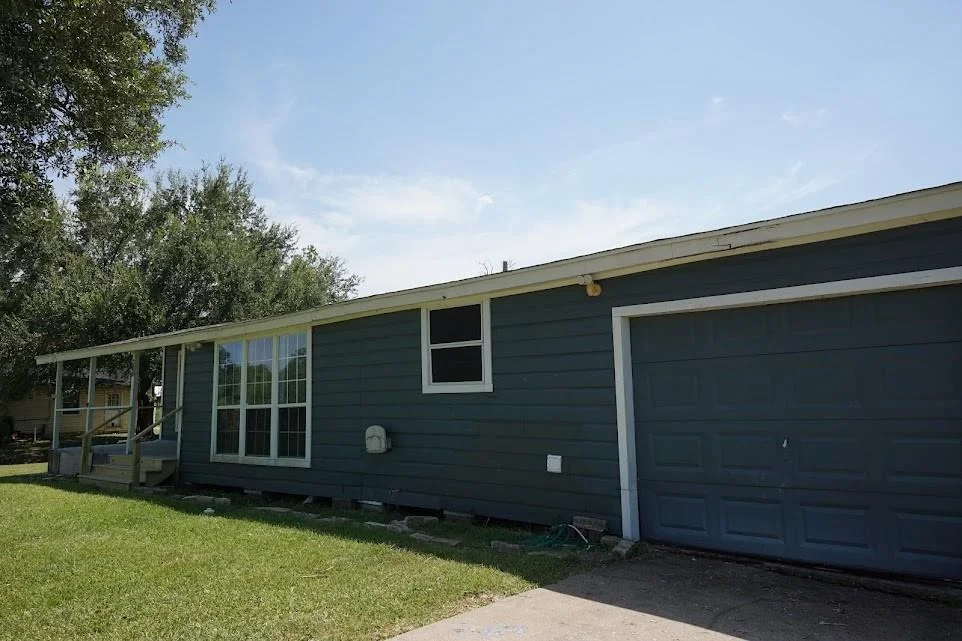 Unit for sale at 306 Center Way Street, Lake Jackson, TX 77566