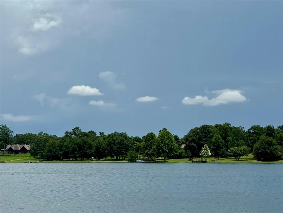 Unit for sale at 336 Royal Navigator Road, Montgomery, TX 77316