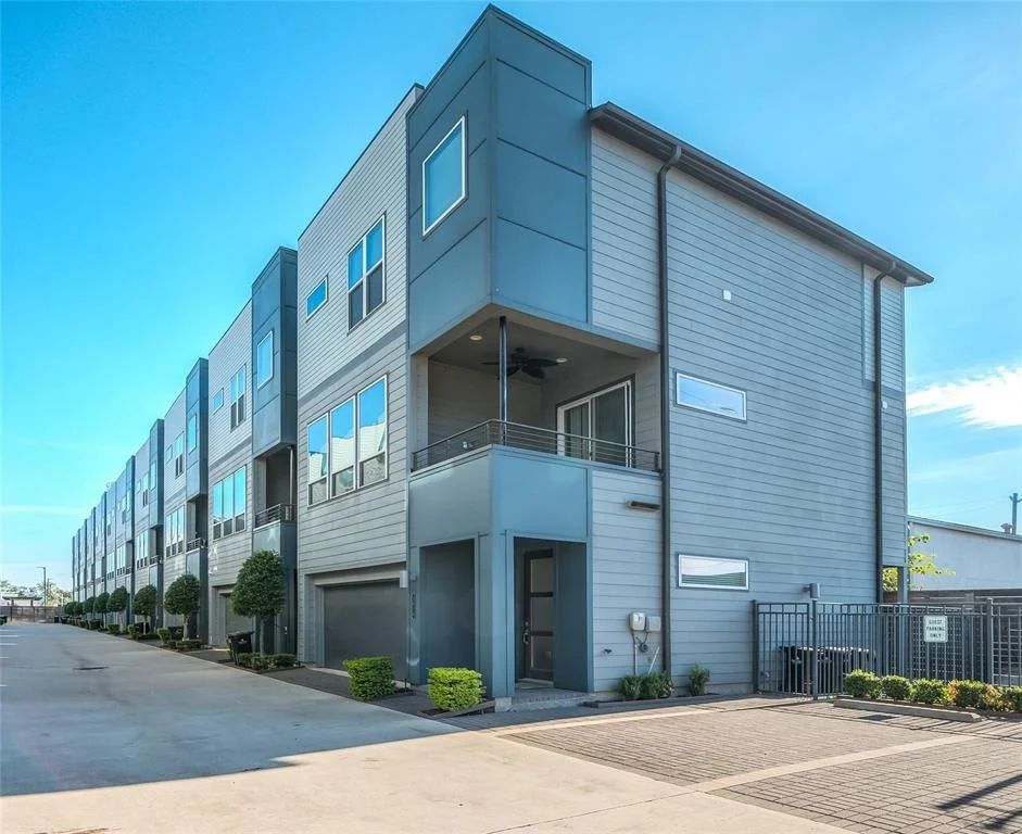 Unit for sale at 3016 Charline Avenue, Houston, TX 77054