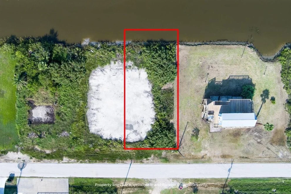 Unit for sale at 1088 Mabry Street, Gilchrist, TX 77617