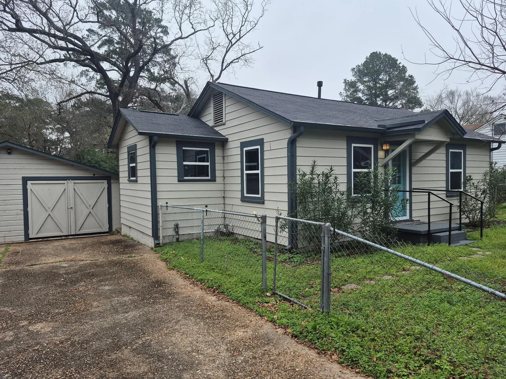 Unit for sale at 1017 Hazel Avenue, Huntsville, TX 77320