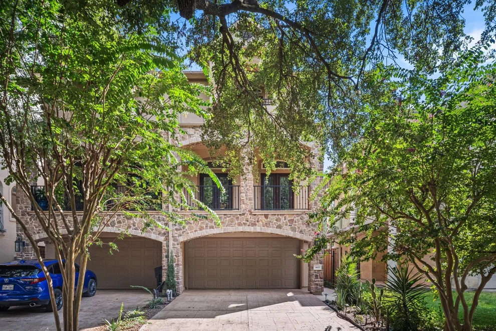 Unit for sale at 6615 Wanita Place, Houston, TX 77007