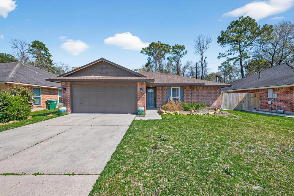Unit for sale at 2215 Friarwood Trail, Kingwood, TX 77339