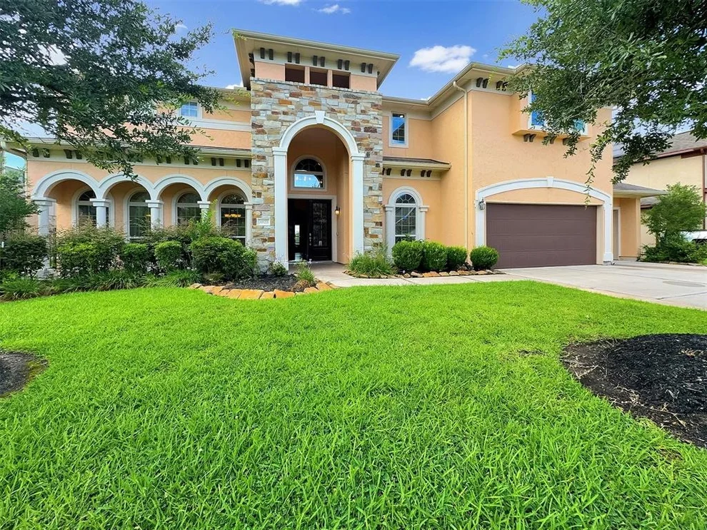 Unit for sale at 4823 Isla Canela Lane, League City, TX 77573