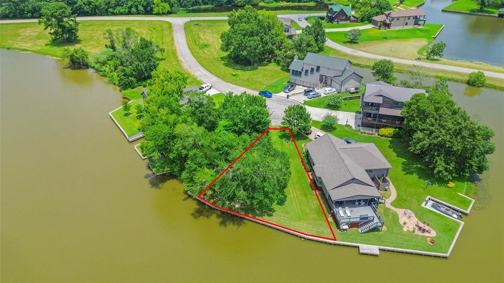 Unit for sale at 14 Wild Iris Court, Huntsville, TX 77340