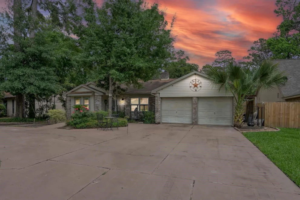 Unit for sale at 22714 Canyon Lake Drive, Spring, TX 77373
