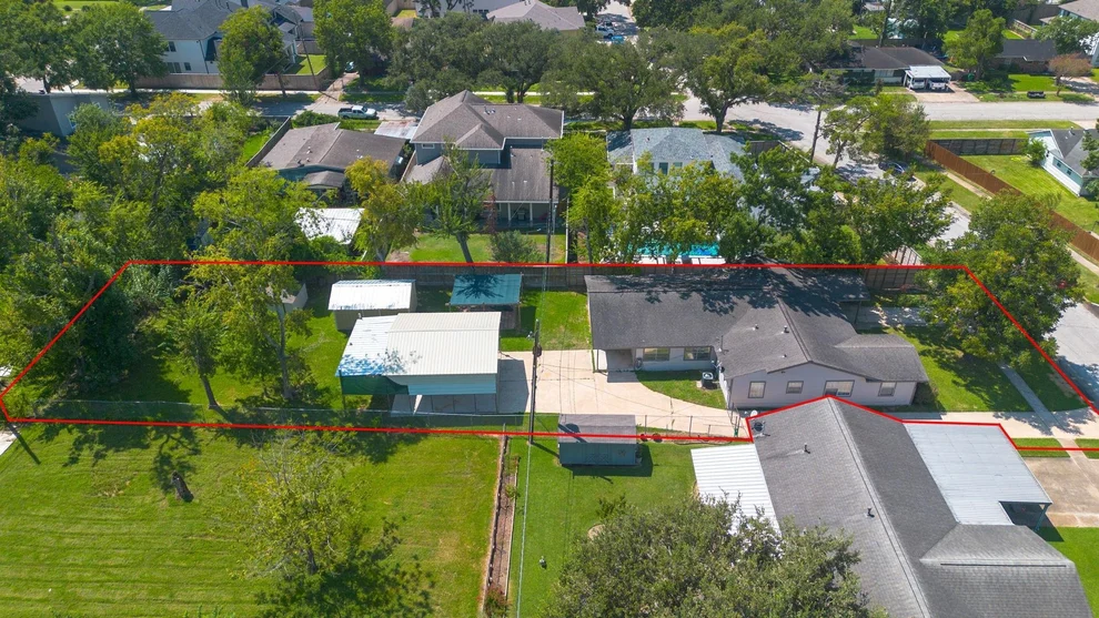 Unit for sale at 8527 Ridgepoint Drive, Houston, TX 77055