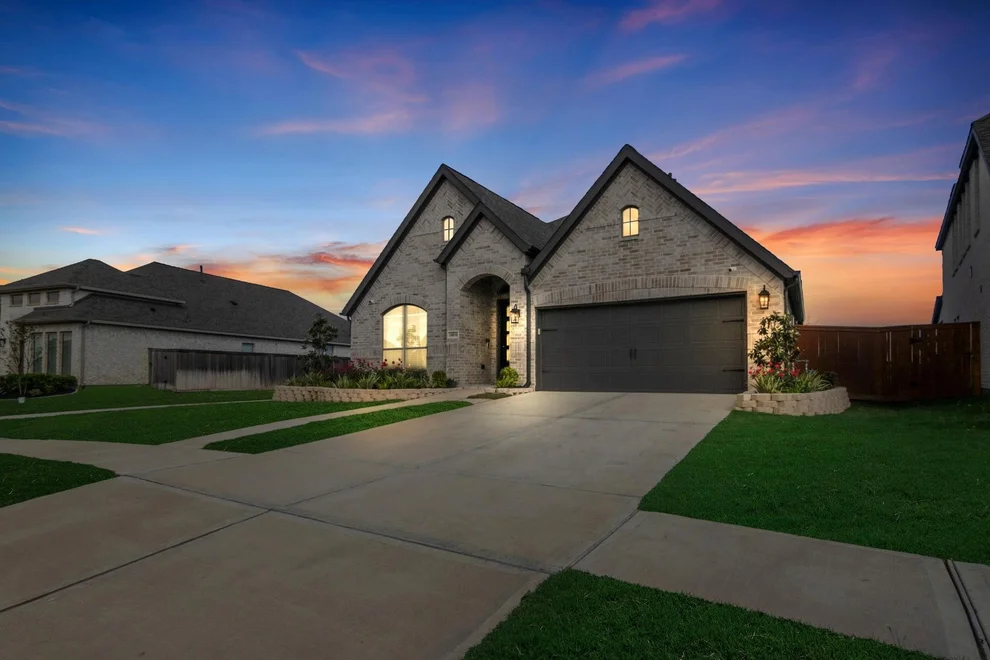 Unit for sale at 18834 Windy Orchard Court, Manvel, TX 77578