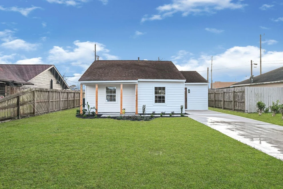 Unit for sale at 504 Pecan Drive, South Houston, TX 77587