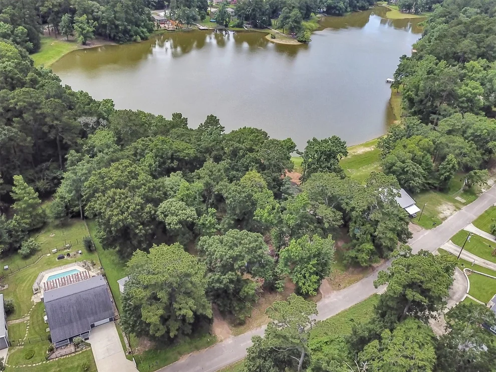 Unit for sale at 421 Columbia River Road, Conroe, TX 77316