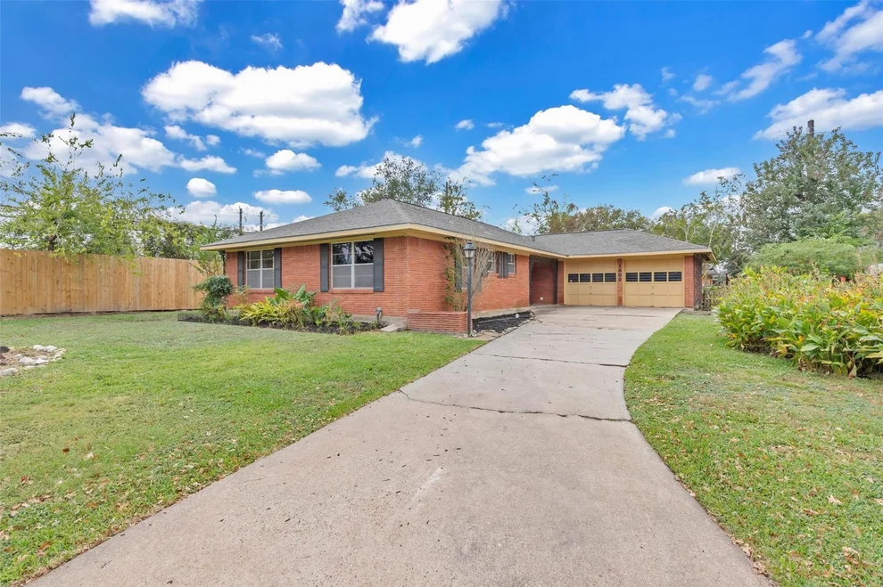 Unit for sale at 1803 Sea Queen Court, Houston, TX 77008