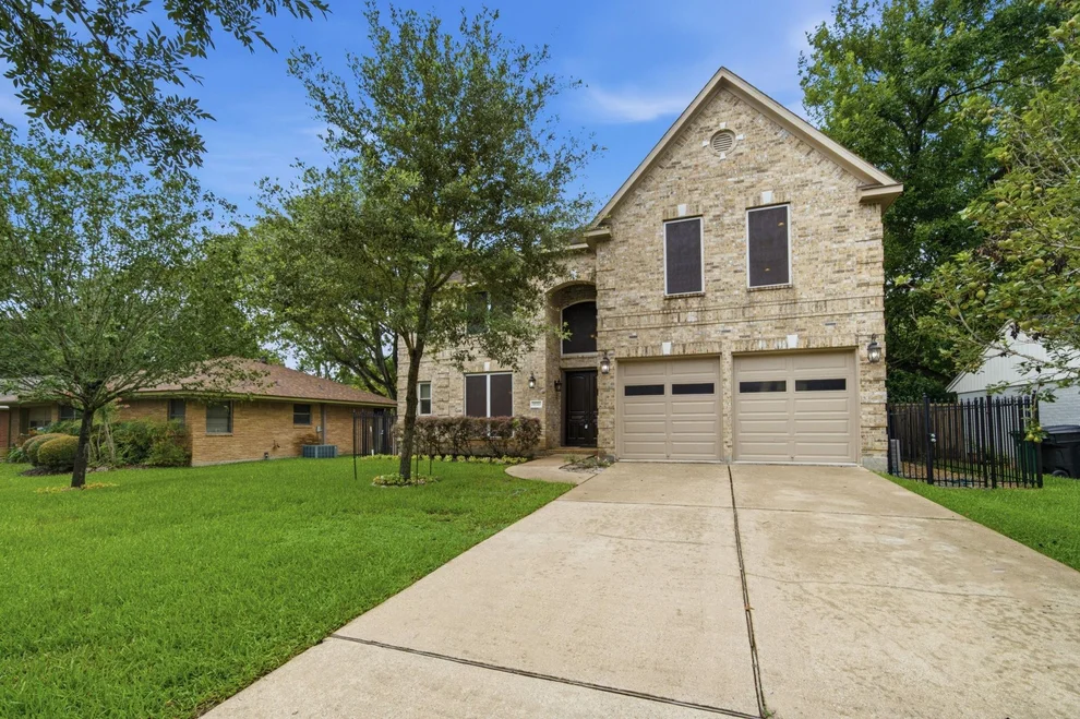 Unit for sale at 11211 Greenwillow Street, Houston, TX 77035