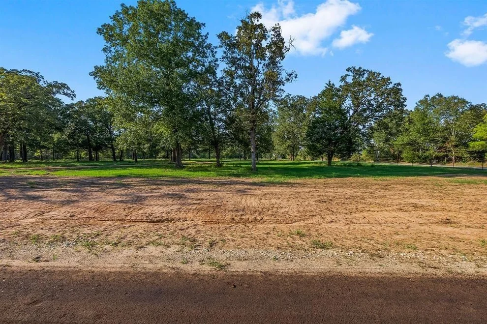 Unit for sale at 6159 Alans Memorial Lane, New Waverly, TX 77358