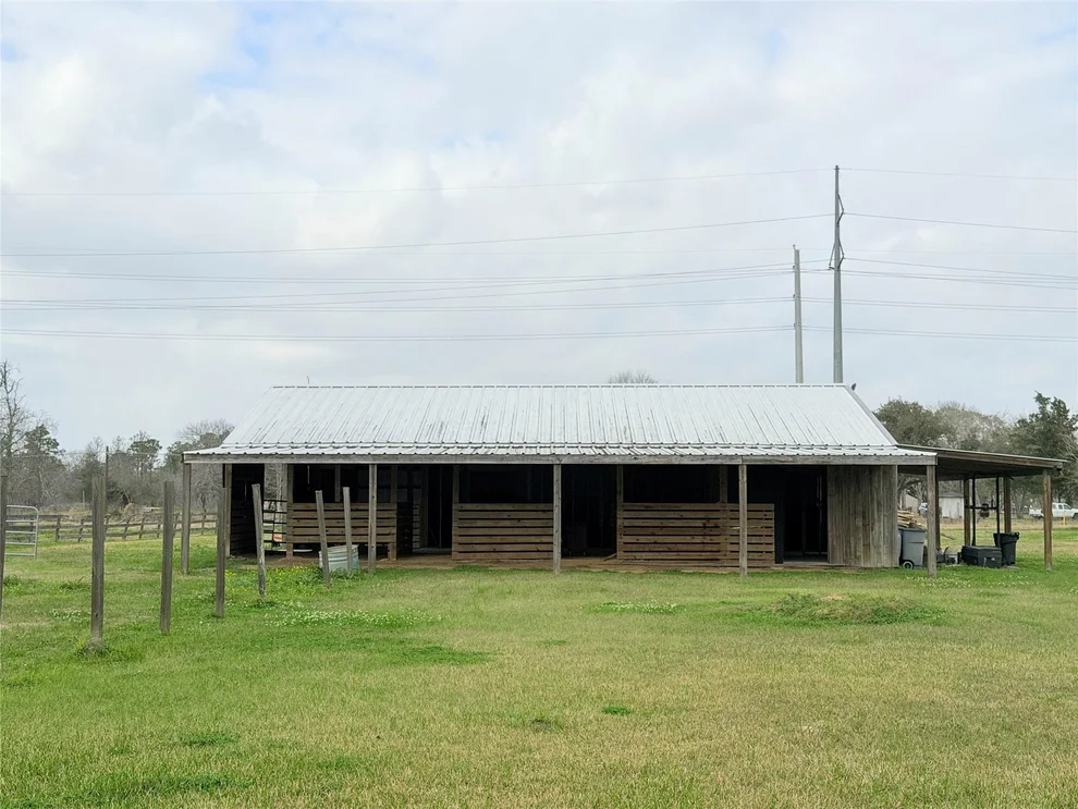Unit for sale at 609 County Road 351/Beers, Alvin, TX 77511