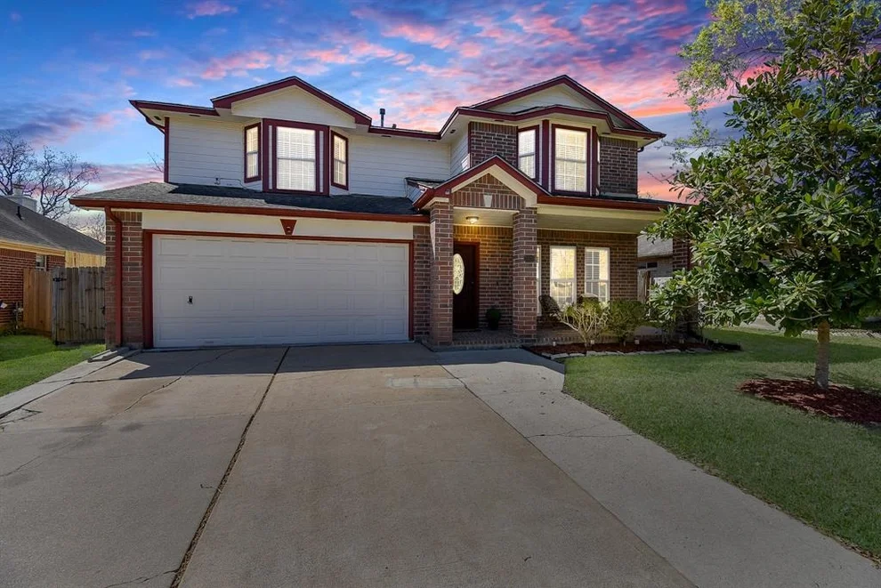 Unit for sale at 3608 Whitestone Drive, Pearland, TX 77584