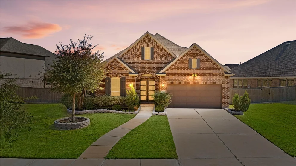 Unit for sale at 5803 Manning Hollow Lane, Sugar Land, TX 77479