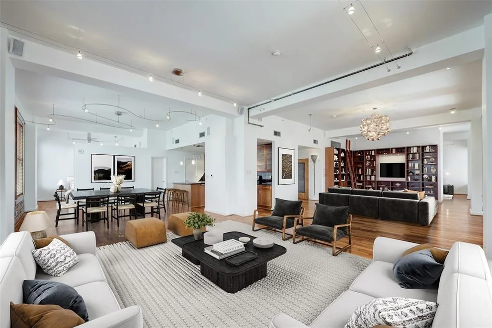 Unit for sale at 915 Franklin Street, Houston, TX 77002